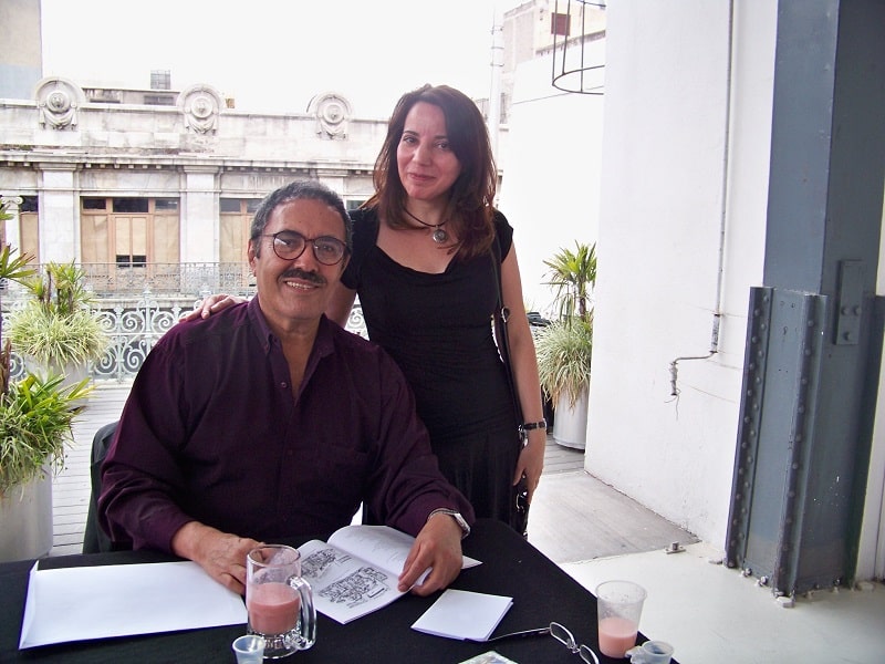 René Del Valle, también dió muchos autógrafos, aquí con Cecilia Pego./A9
