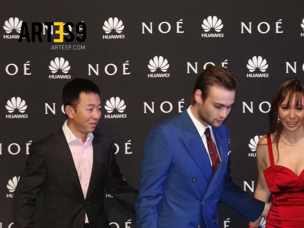 Douglas Booth